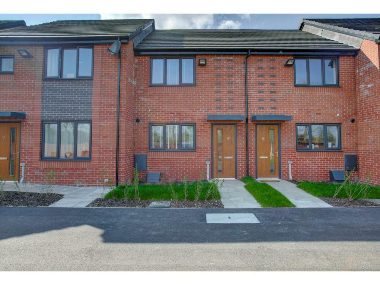Newly Built, Splendid House For 5 In Manchester! Экстерьер фото