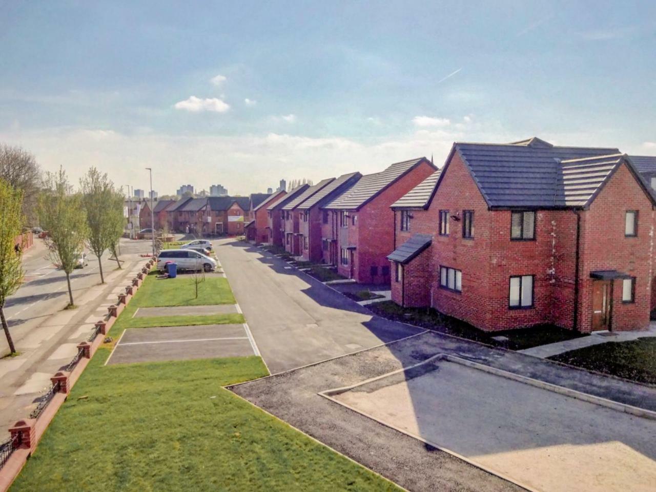 Newly Built, Splendid House For 5 In Manchester! Экстерьер фото